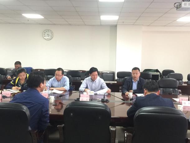 哈赟副厅长与科研人员座谈